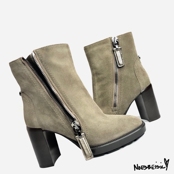 aquatalia ilenia bootie